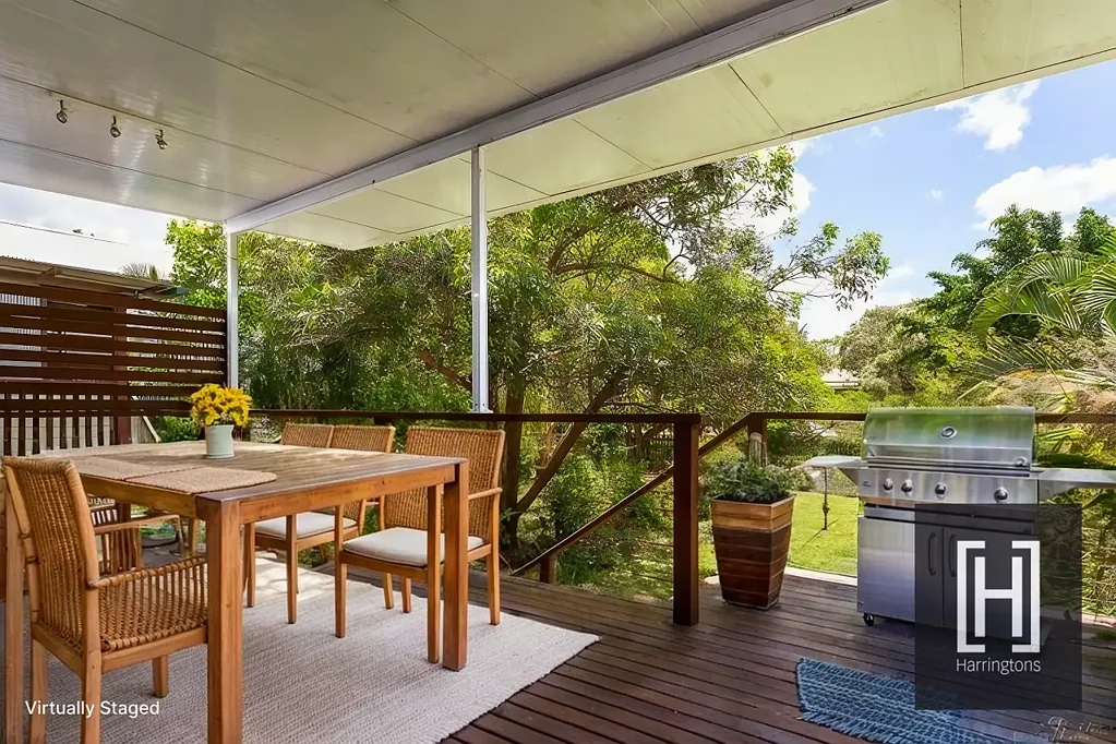 Norman Park 3Habitaciones Charming Family Home with Backyard, Character and Future Potential
