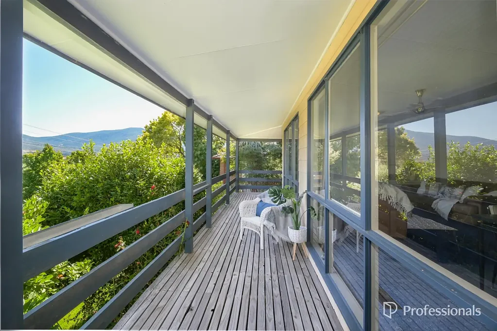 38 Alpine Boulevard, Launching Place, VIC 3139