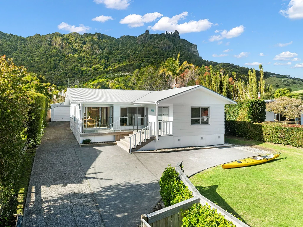 Whangarei Heads 3房  What's not to Love about this Little Gem!