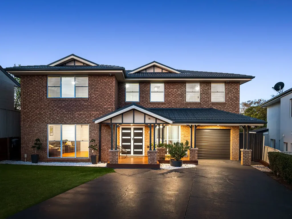Raby 6ਬੈੱਡਰੂਮ 22 Boeing Crescent - Modern Comfort Meets Family Living