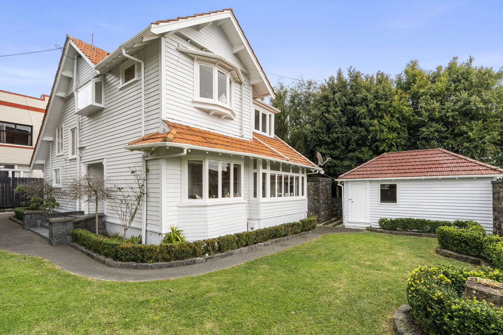 219 Manukau Road, Epsom, Auckland, 5 chambres, 2 salles de bain