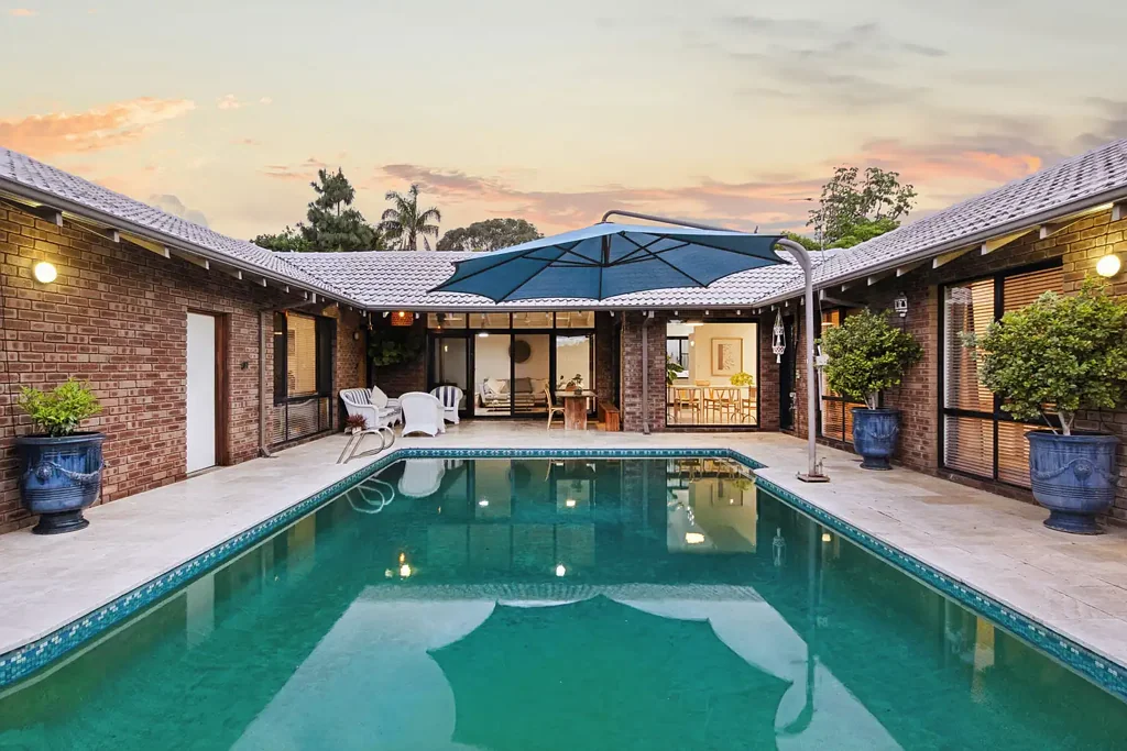 Carine 4બેડરૂમ The perfect Carine lifestyle awaits…