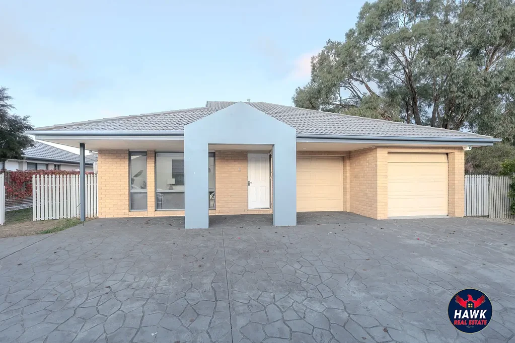 Jerrabomberra 3房  Quiet, Comfortable & Convenient | Perfect Family Living Awaits | Generous 563m² Block in Jerrabomberra