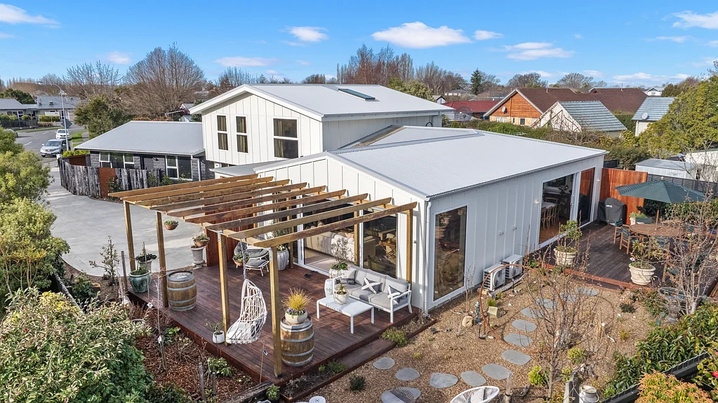 Papanui 7Kwarto Two Dwellings + Studio = Endless Options