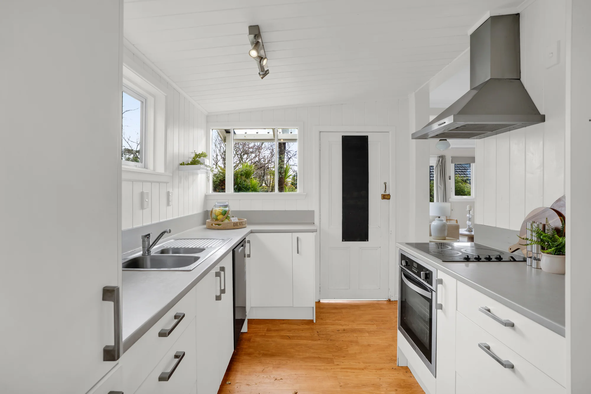 50 Brooklands Road, Brooklands, New Plymouth, Taranaki, 3 Schlafzimmer, 1 Badezimmer, House