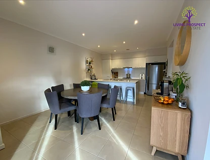 27 Turnstone Drive, Point Cook, South West Melbourne, 4 कमरे, 2 बाथरूम, Townhouse