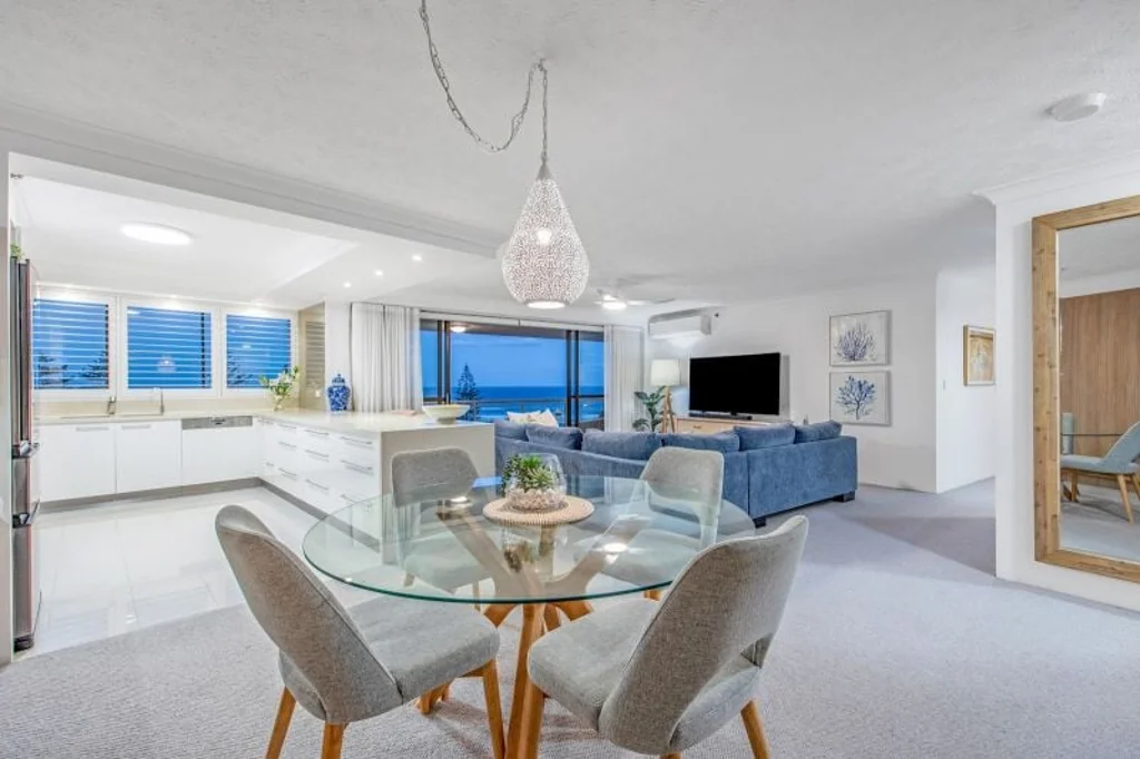 25/3 Cunningham Avenue, Main Beach, QLD 4217