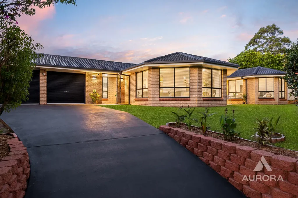 Springfield 4 Slaapkamer Beautifully Presented Residence! Freshly Painted! New Carpets!