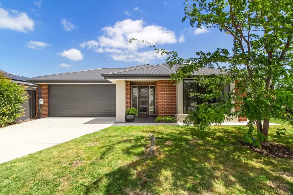 6 Peters Drive, Stratford, VIC 3862