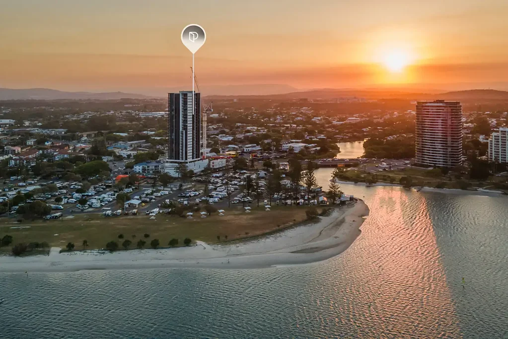 Southport 1कमरा Stunning 180° North-Facing Broadwater Views