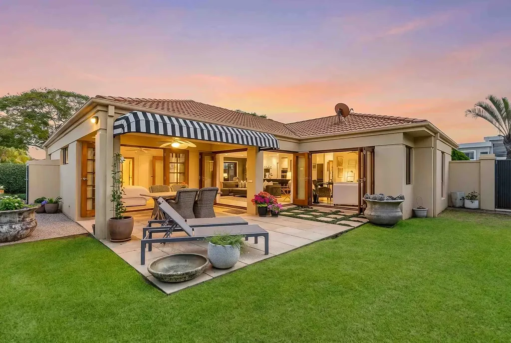 Hope Island 4 Slaapkamer SINGLE LEVEL CORNER BLOCK WITHIN GRACEMERE ESTATE