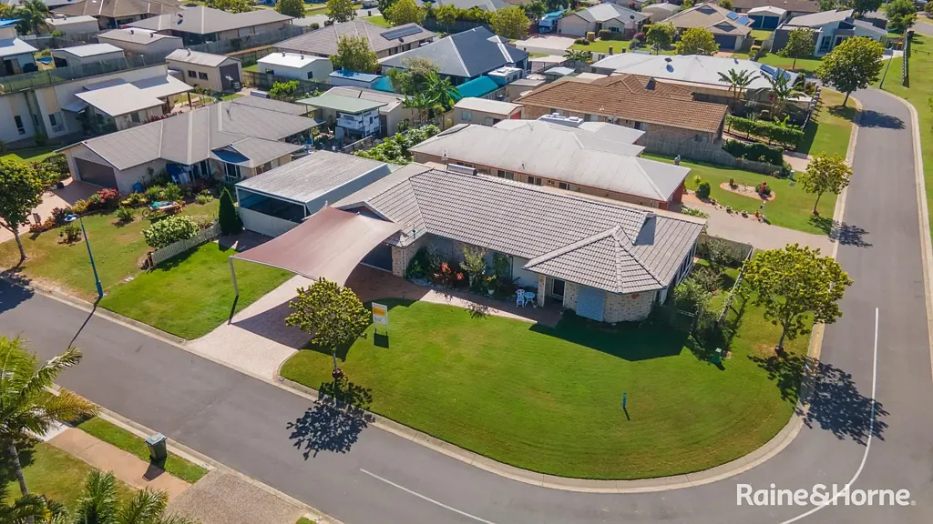 11 Lancaster Circuit, Urraween, QLD 4655