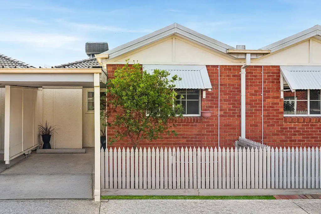 Reservoir 2 Bedroom VERSATILE SUNNY INDOOR-OUTDOOR LIFESTYLE, SINGLE-LEVEL RETREAT WITH CENTRAL LOCATION CONVENIENCE
