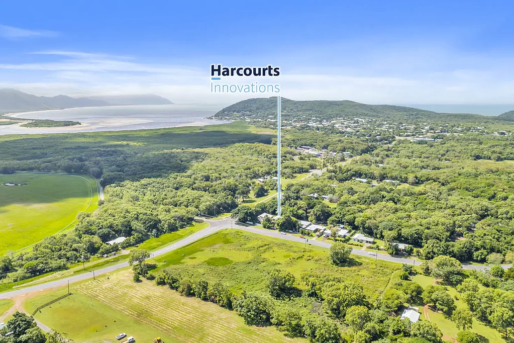 Cooktown 6બેડરૂમ Nest or invest - Strong ROI - Spacious 6 Bedroom home - Dual living potential in Tropical Cooktown