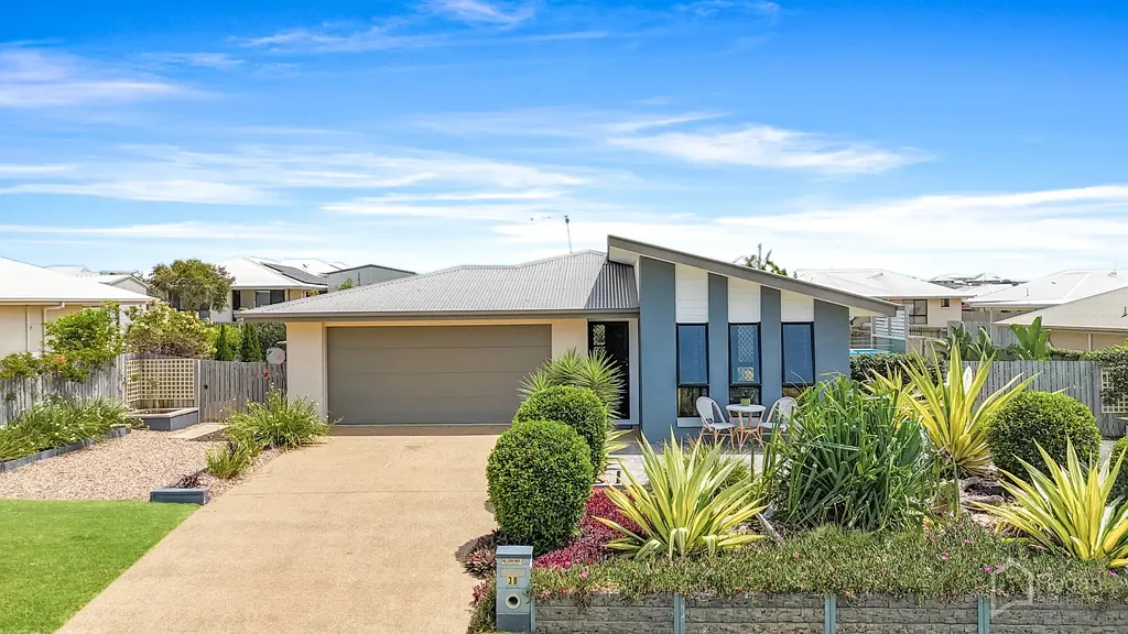Zilzie 4ਬੈੱਡਰੂਮ Coastal Move-In Ready Retreat with Spa & Mediterranean Gardens !