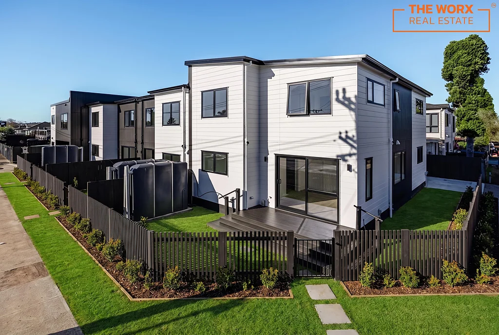 Manurewa 4Kwarto Contemporary Living in a New Development
