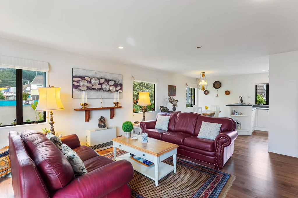 Paraparaumu 3ห้องนอน Top Location! Easy walk to train and Coastlands