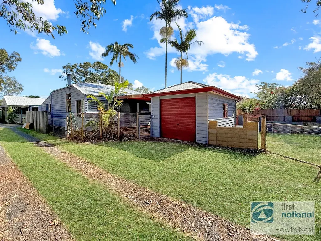 Tea Gardens 2 Bedroom Renovators Delight - Rare Opportunity