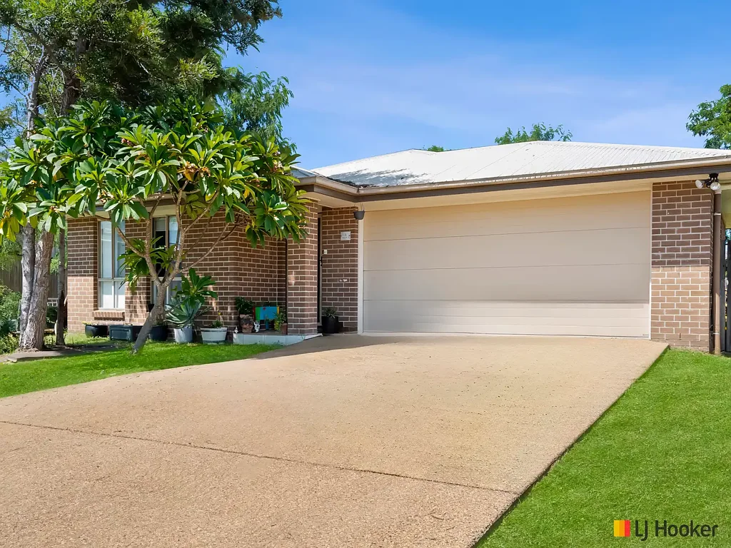 4 Stark Place, Gracemere, QLD 4702