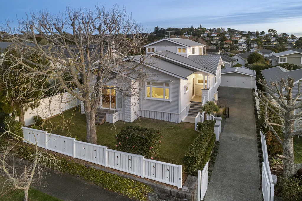 Mount Eden 4 Slaapkamer Character, Style, Space in Double Grammar