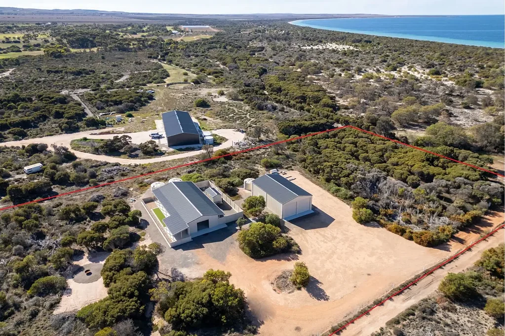 Tumby Bay 3Moenga Room for the Family, the Hobbies, and More