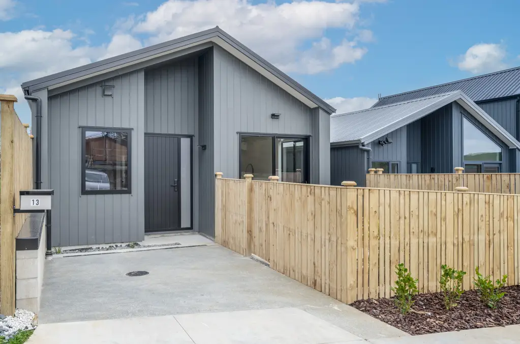 Pukekohe 3部屋 Brand New, Comfort and Convenience!