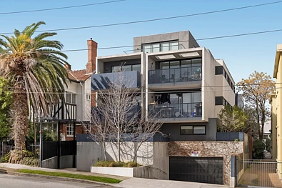 St Kilda 2房 空间、时尚与令人向往的 St Kilda 公寓生活方式 Space, Style & an Enviable St Kilda Apartment Lifestyle