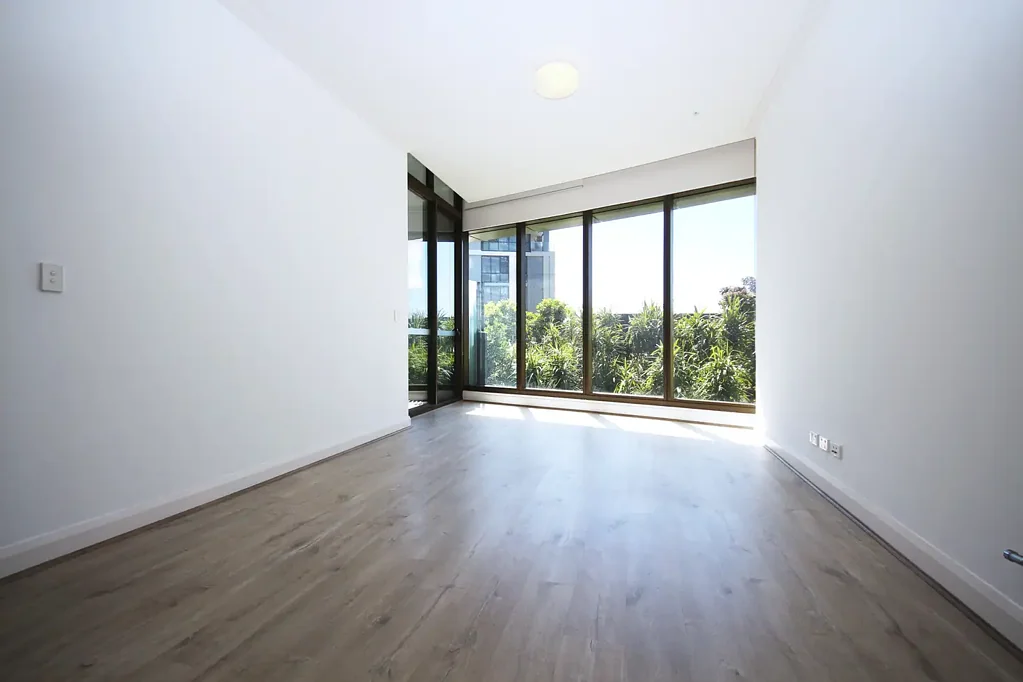 Sydney Olympic Park 2 Bedroom Spacious 2 Bedroom apartment with Study