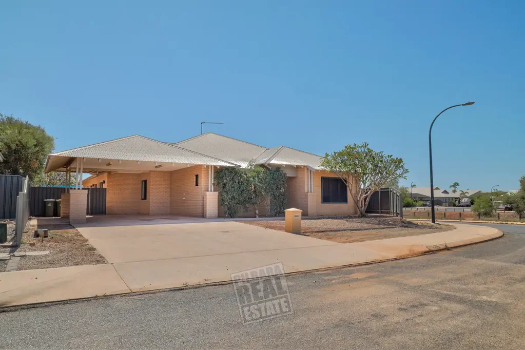 Baynton 4બેડરૂમ The Complete Brick-Built Baynton Package