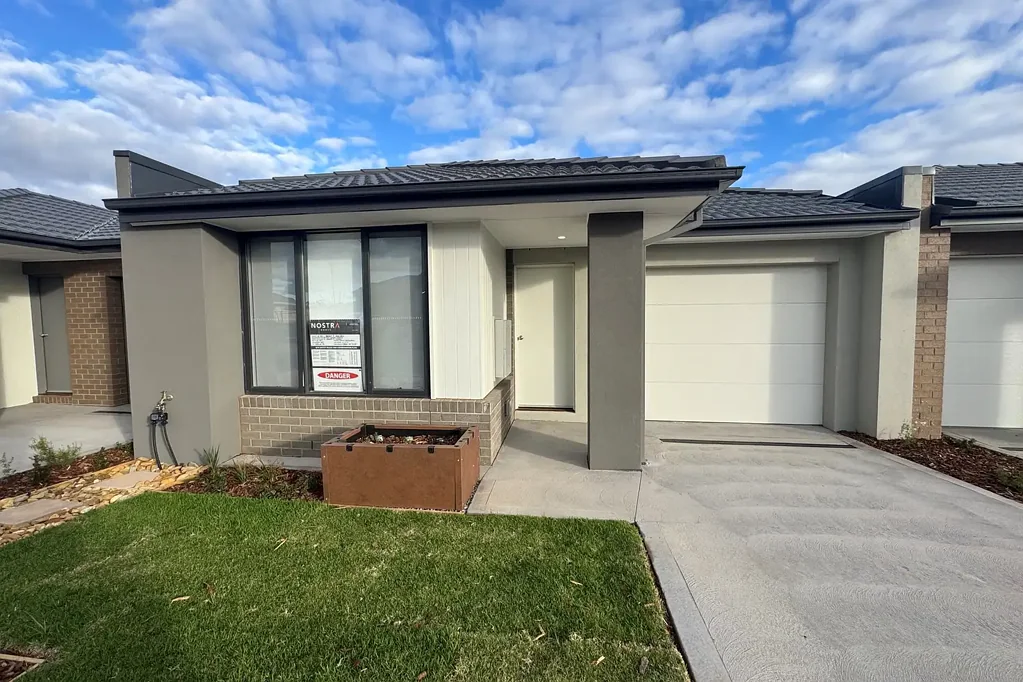 9 Marchador Street, Bonnie Brook, VIC 3335