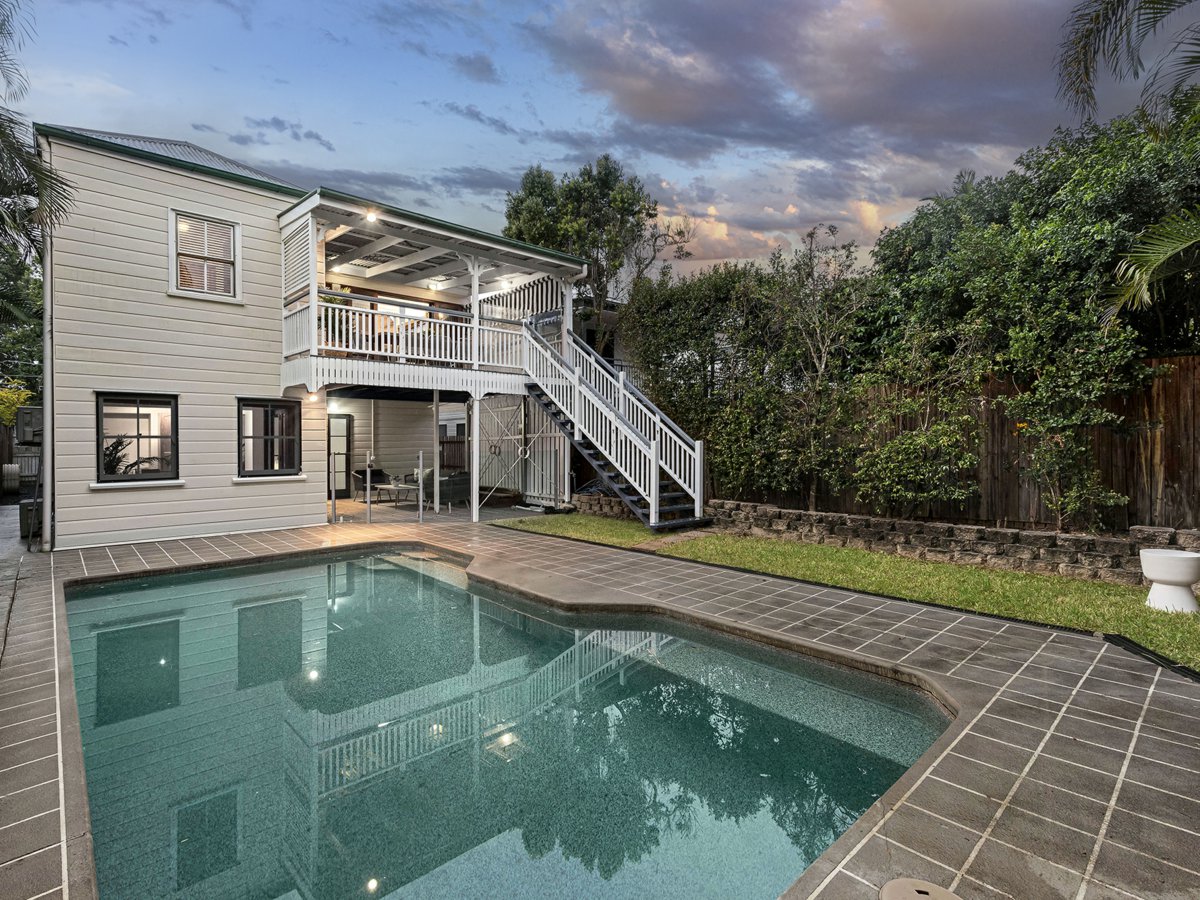 36 CHELMER ST EAST, CHELMER QLD 4068, 0 chambres, 0 salles de bain, House