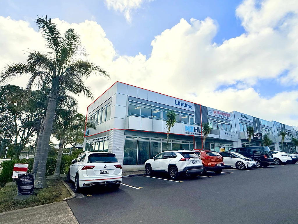 Albany Rent reduced – prominent 122sqm office
