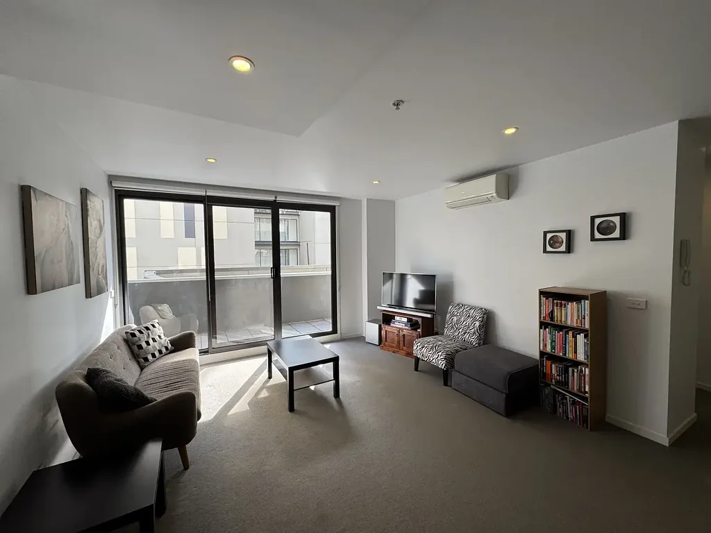 Fully Furnished Brunswick Living