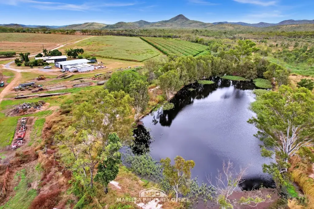 Dimbulah  IDEAL LIFESTYLE LIVING + FARMING VENTURE