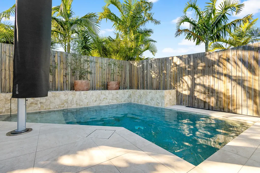 Peregian Springs 4कमरा Effortless Family Living with a Resort-Style Pool in the Heart of Peregian Springs
