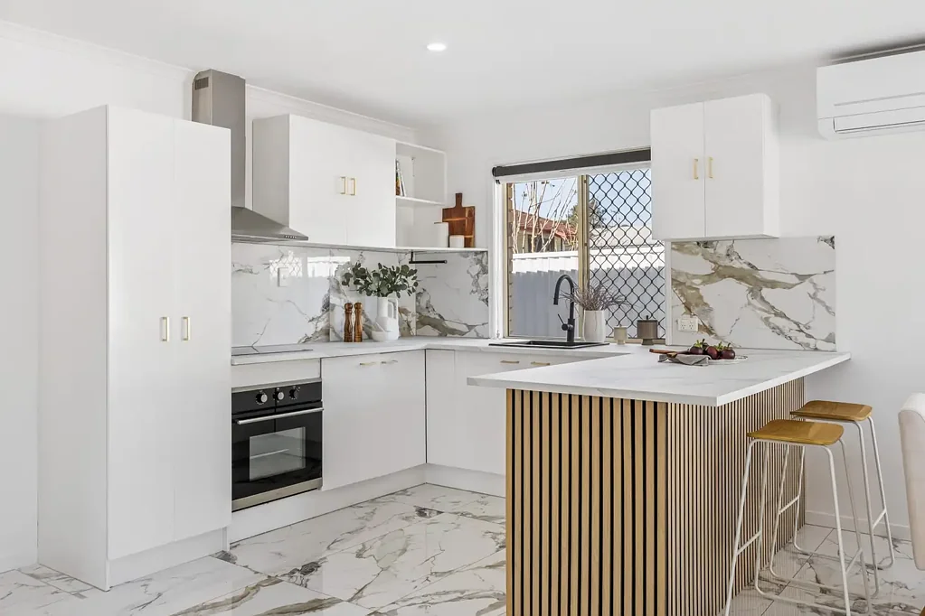 Zillmere 4Kwarto Stylishly Renovated Family Haven in the Heart of Zillmere