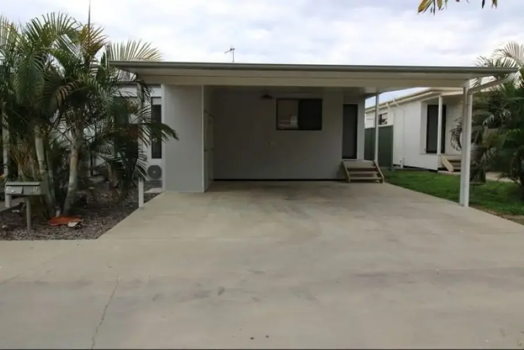 2 Bedroom Unit fully furnished