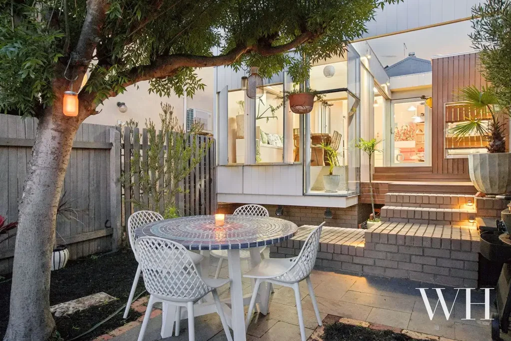 Fremantle 2房  Character Freo Home Reimagined: Award-Winning Architectural Design