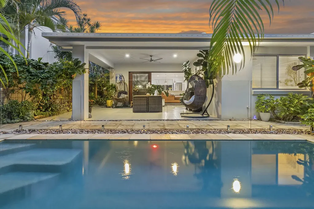 Kingscliff 4Zimmer Single Level Coastal Oasis in Exclusive Beachside Setting
