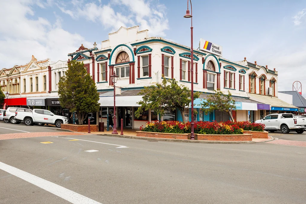 Feilding Three tenancies, development options