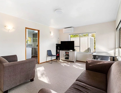1&2 /29 Nui Mana Place, Te Atatu South, Waitakere City, 4 Kuwarto, 2 Banyo, House