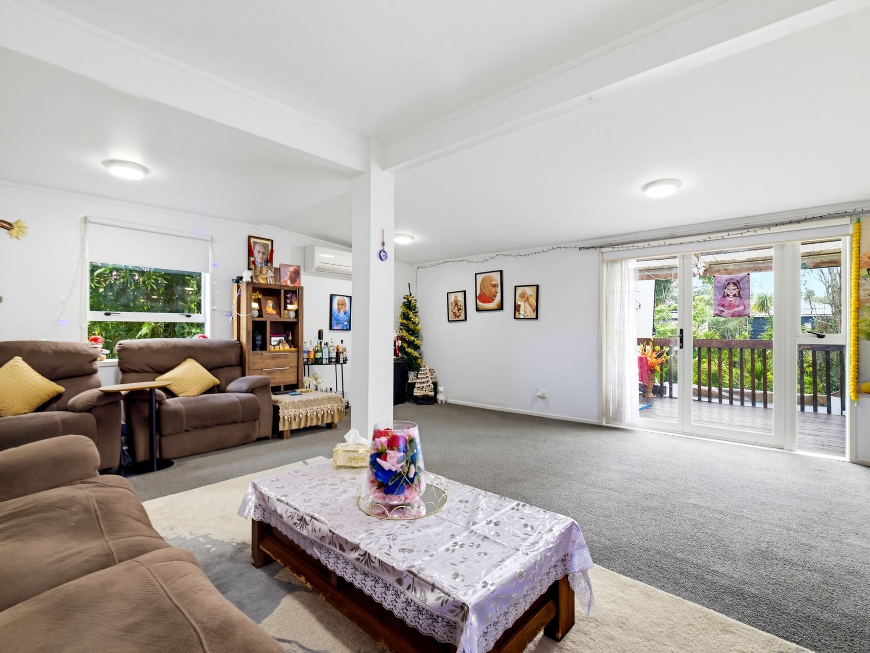 11 Norman Road, Titirangi, photo 3