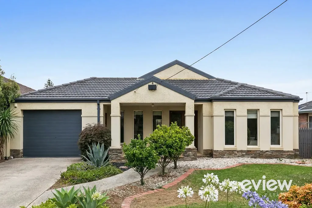 5 Dixon Avenue, Werribee, VIC 3030