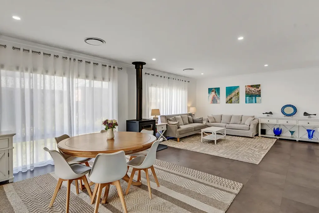 Vasse 4બેડરૂમ Impressive home. Big block. Great location.