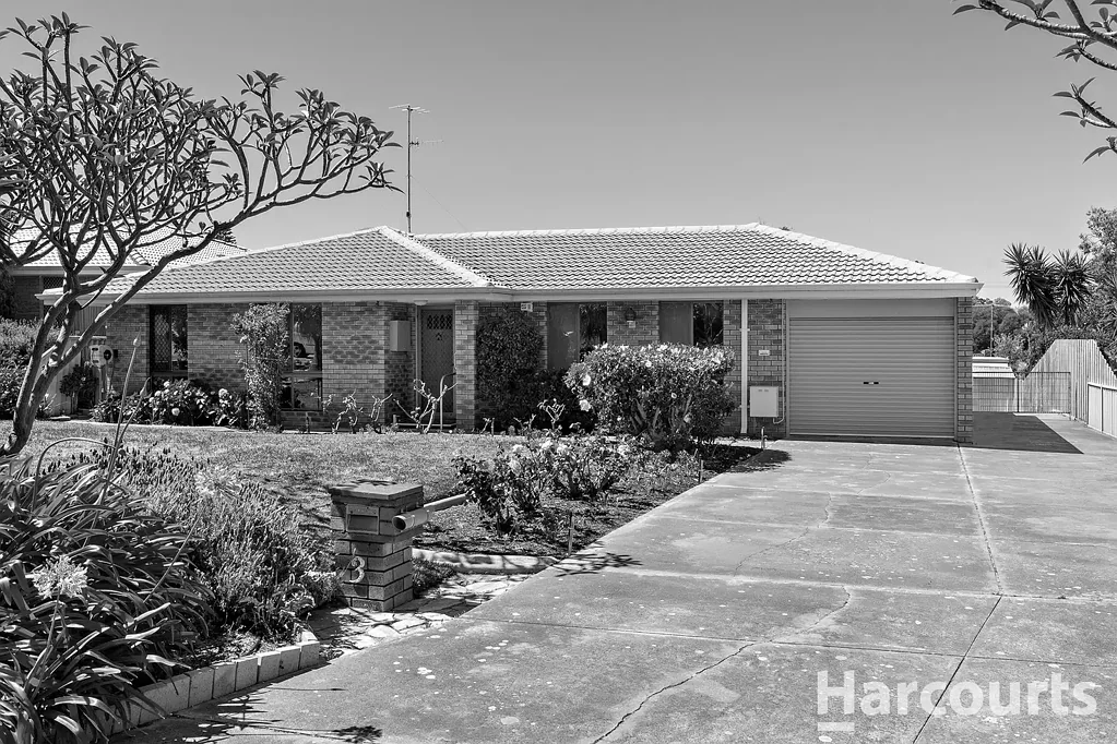 3 Barkley Place, Halls Head, WA 6210