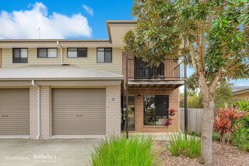 Thornlands 3બેડરૂમ The Easy Redlands Lifestyle: Family Pool, Low Body Corporate, Walk to Everything