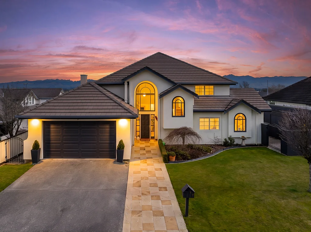 Masterton 5બેડરૂમ Prestigious Position. Exceptional Family Living.