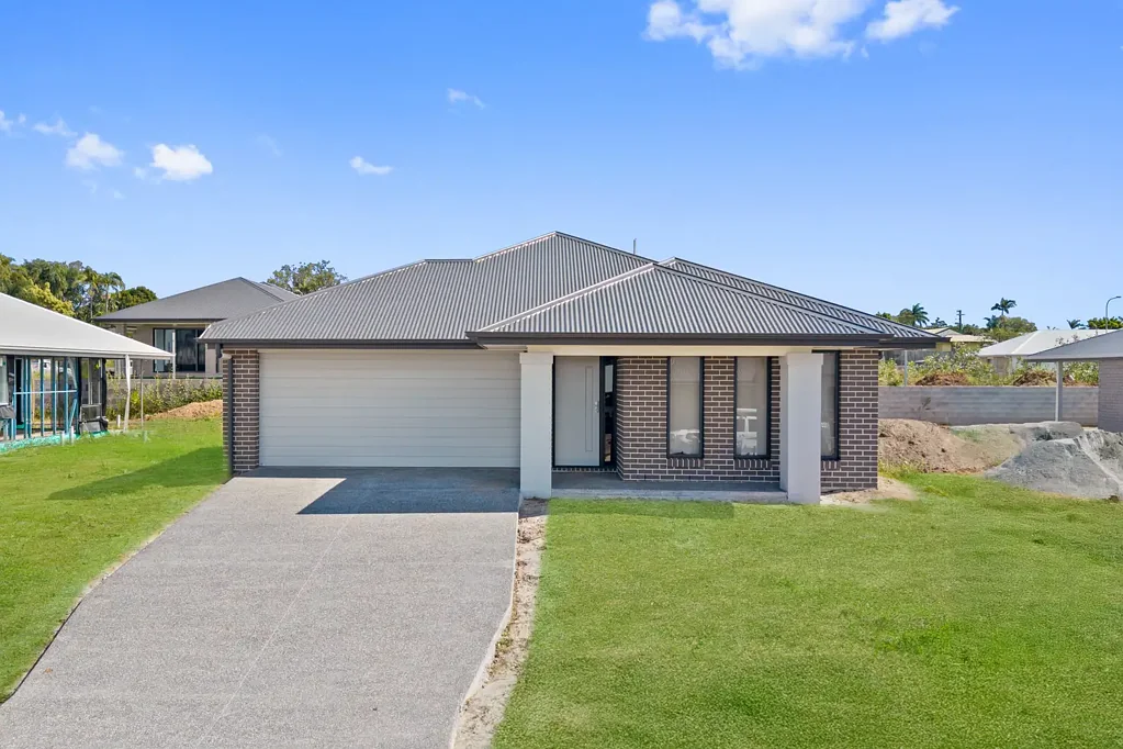 94 Sapphire Avenue, Kawungan, QLD 4655