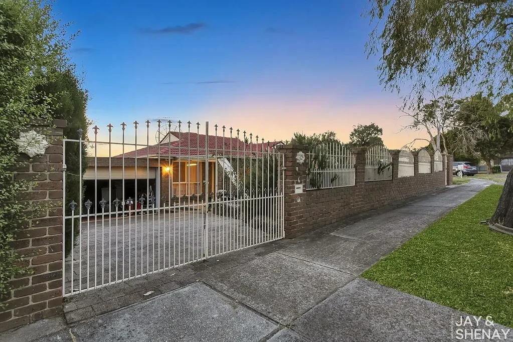 6 Stephens Close, Endeavour Hills, VIC 3802