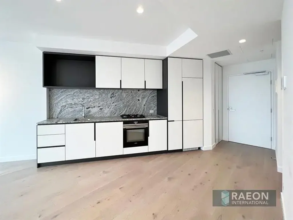 WEST SIDE PLACE I TWO BEDROOM I ONE CAR PARK
